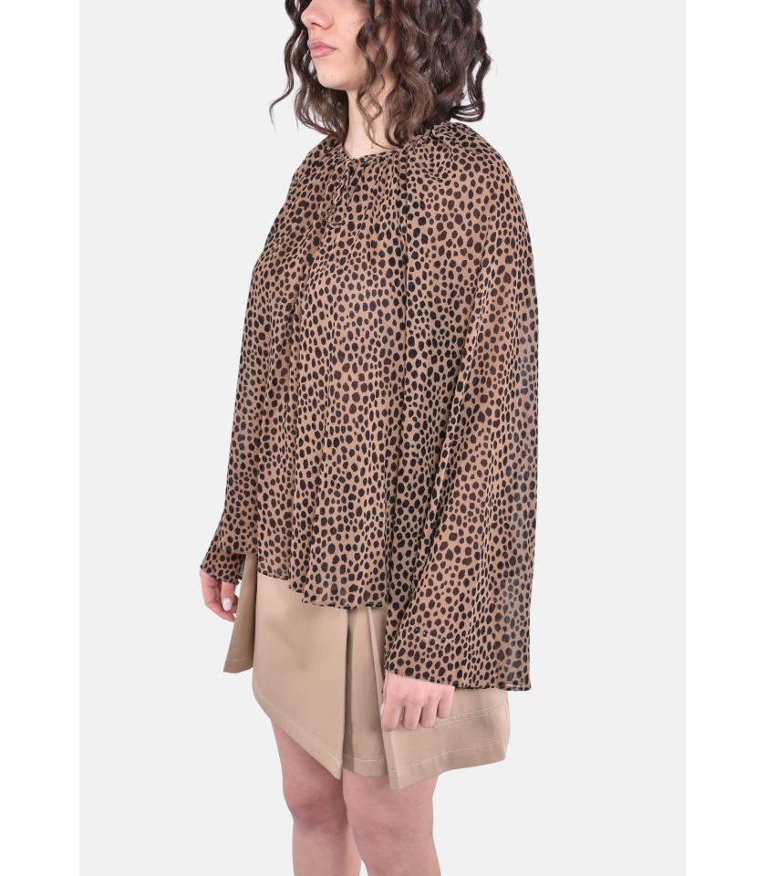 CHEETAH V NECK TOP