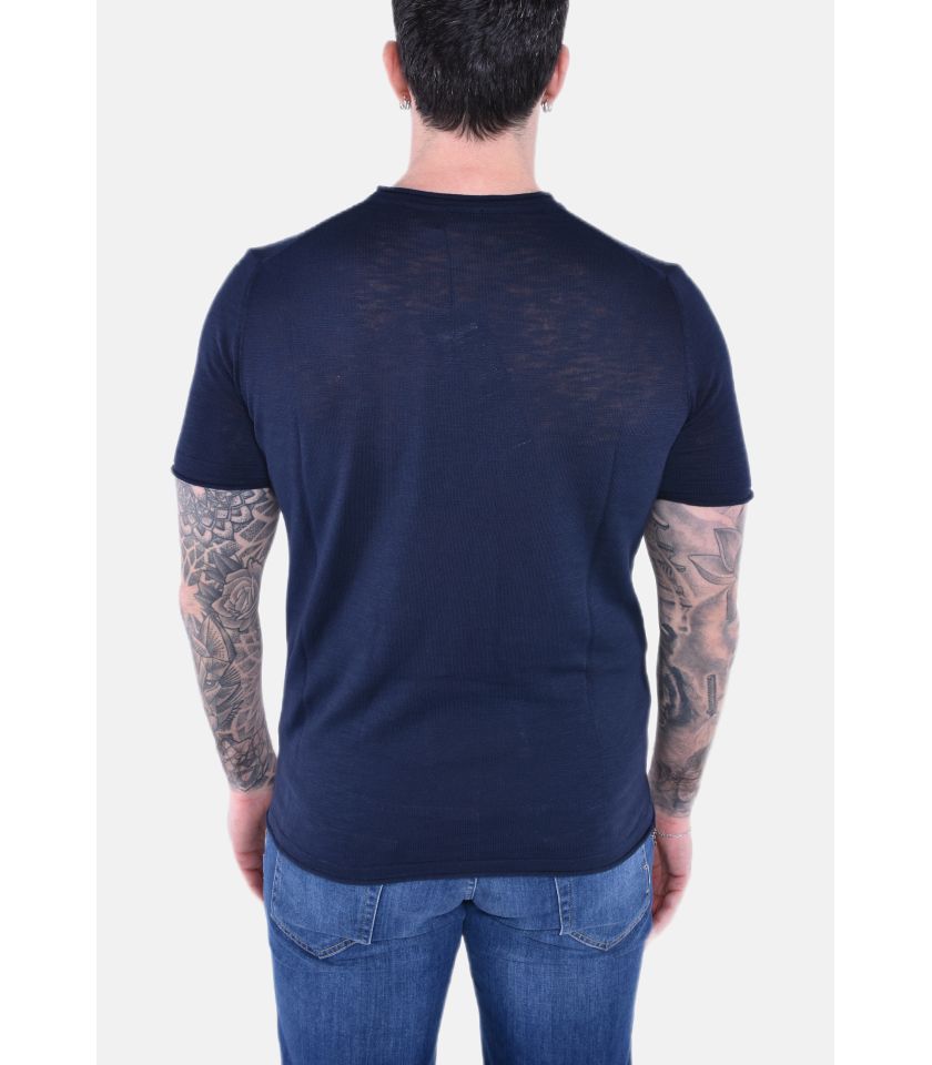 T-SHIRT GIROCOLLO IN MAGLIA LEGGERA