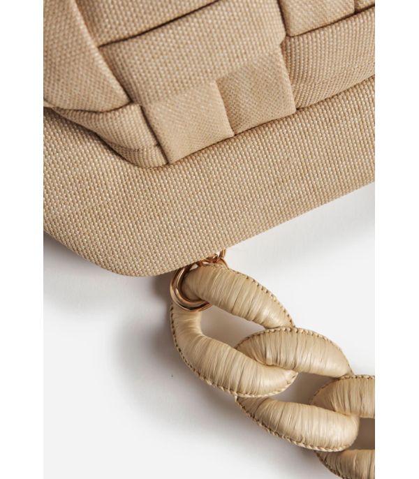 TIA WAVED STRAW SHELL