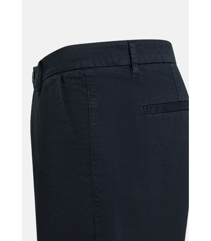 SHORT CHINO